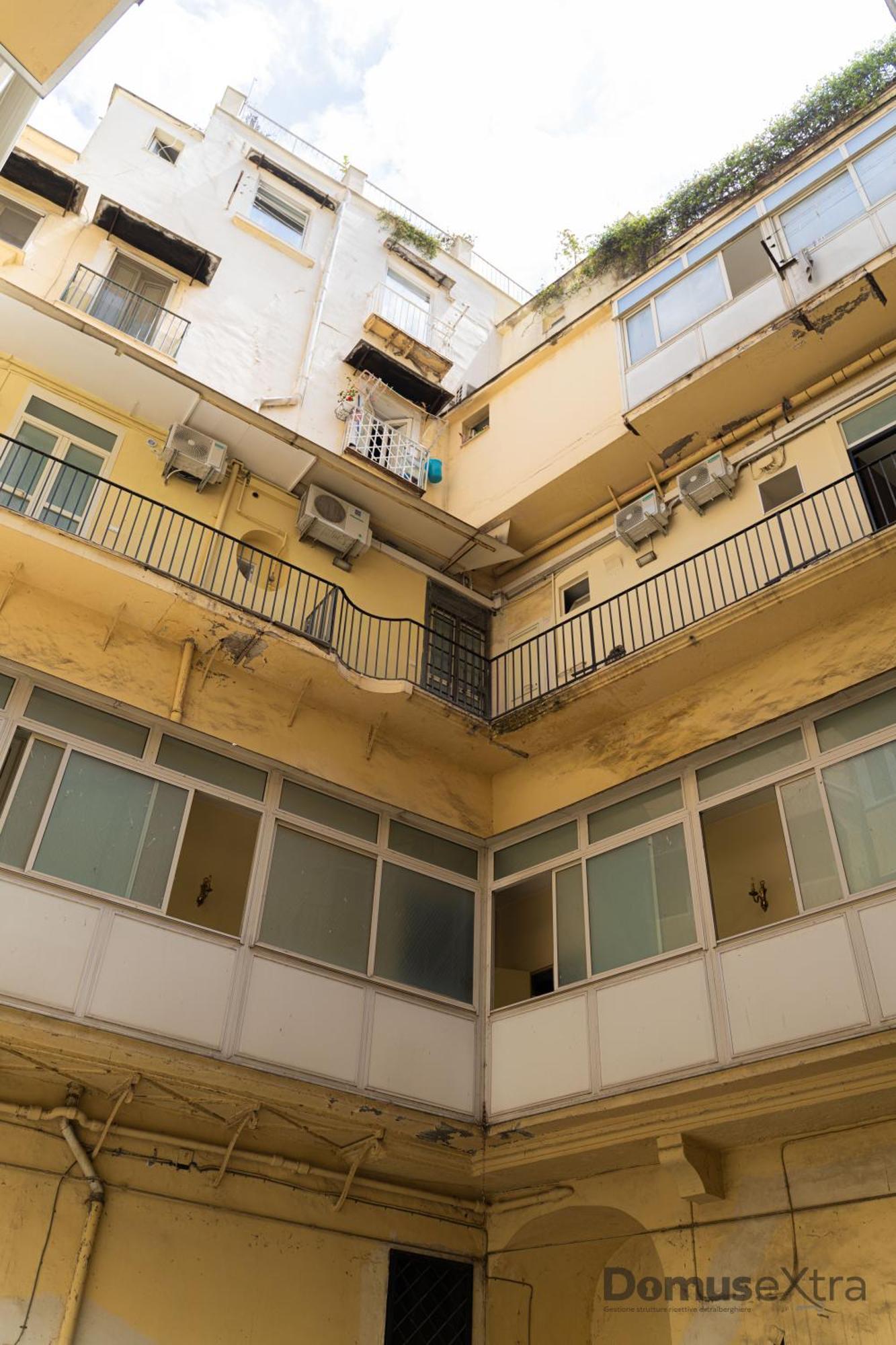 Olivia's By Domusextra * Naples